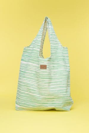 Kwooksta großer wiederverwendbarer Shopper Einkaufstasche aus Bio Baumwolle in Grün.