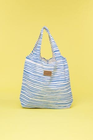 Kwooksta kleiner wiederverwendbarer Shopper Einkaufstasche aus Bio Baumwolle in Blau.